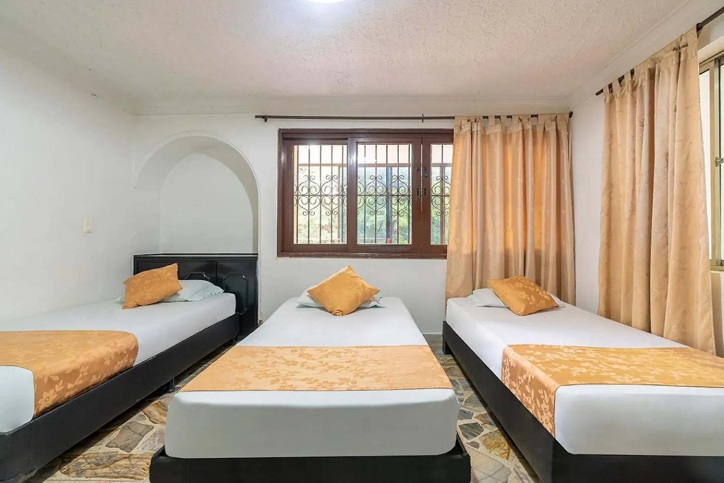 Hotel Barcelona Estadio Medellin